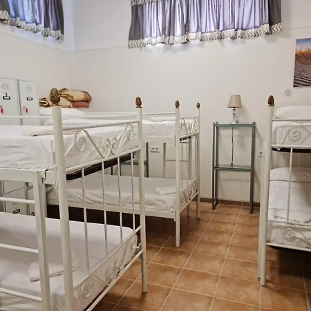 بيت شباب El Castillo