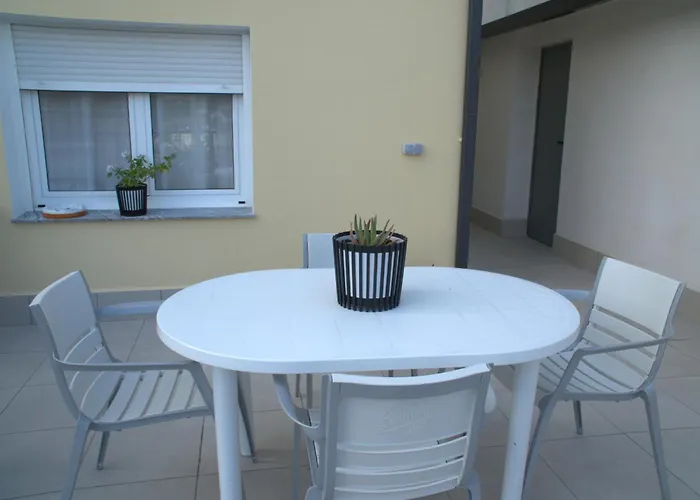 El Castillo 호스텔 사리아루고